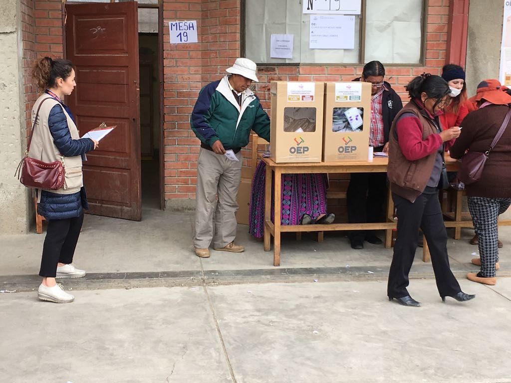 Voting in Bolivia